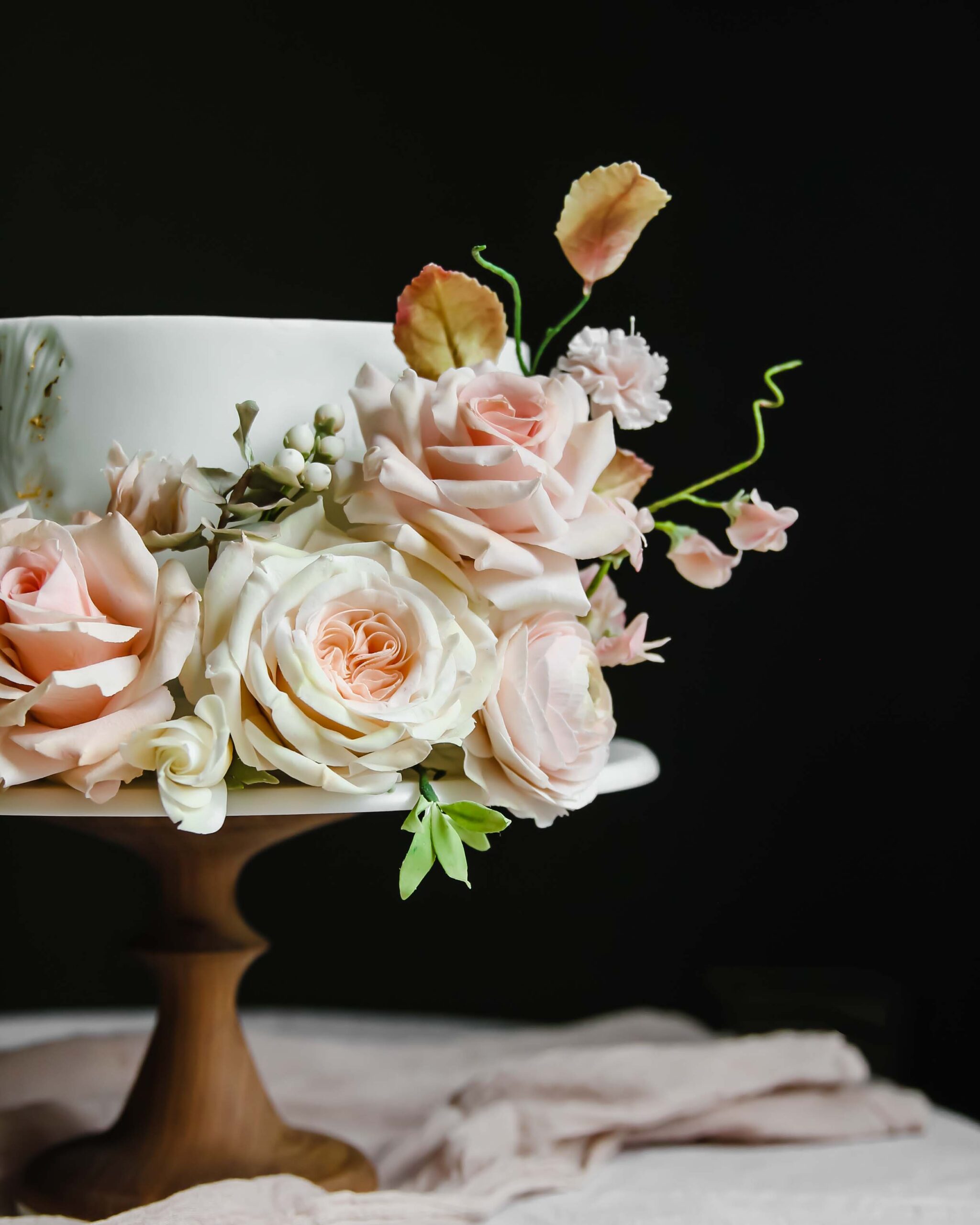 How To Create A Sugar Flower Cascade | Sugar Flowers By Kelsie Cakes